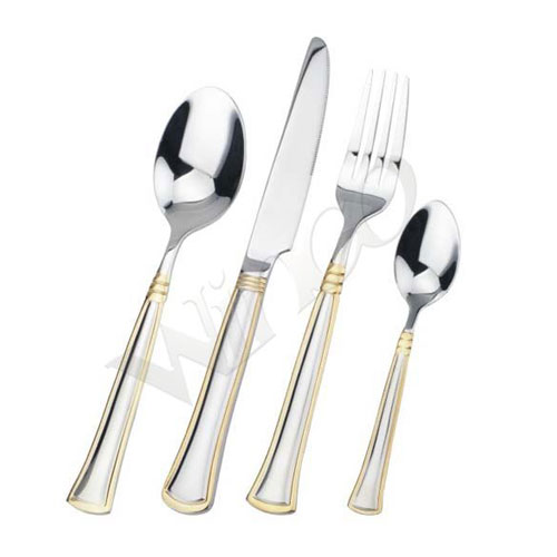 W613 Flatware Set